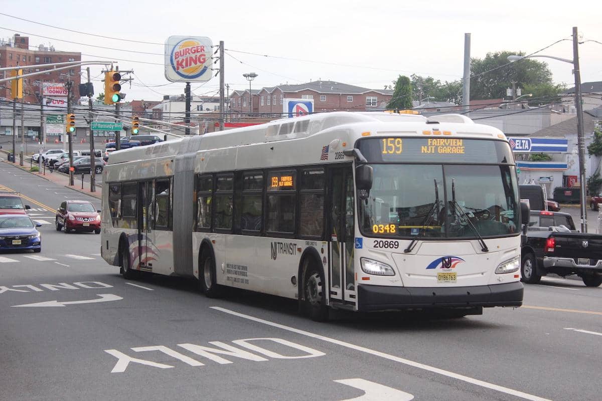 Bus NJ Transit reguler
