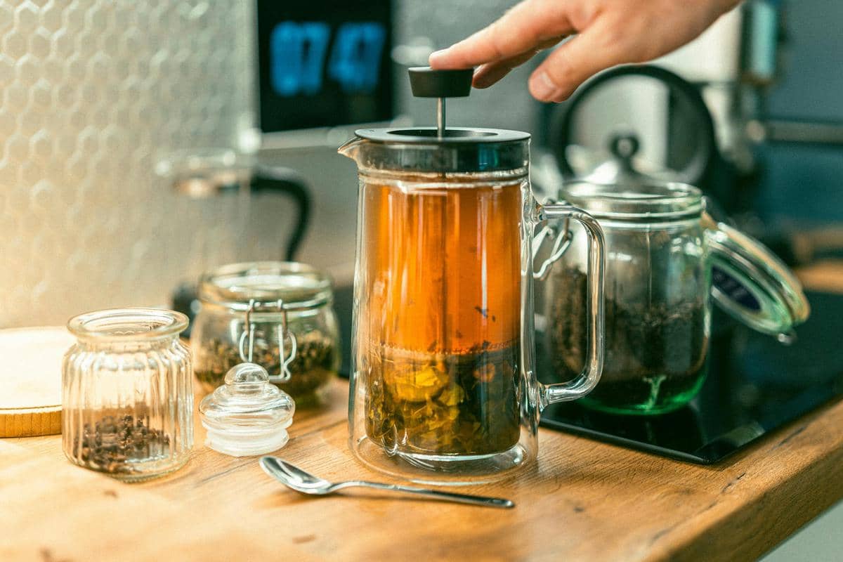 Eksistensi Kafe Jamu: Saat Minuman Tradisional Jadi Gaya Hidup