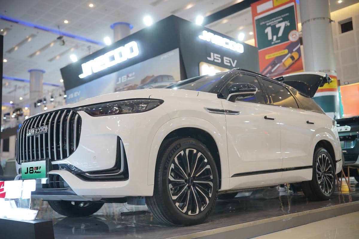 7. Display J8 SHS-P ARDIS di IIMS Surabaya 2026.JPG