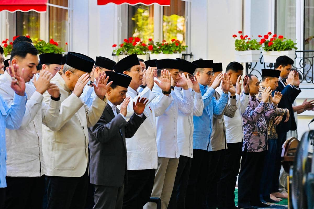 Momen Prabowo Salat Idul Adha 1447 H Bareng Diaspora Paris