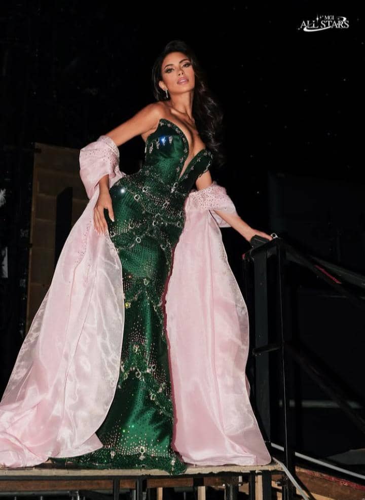 Potret evening gown finalis MGI All Star