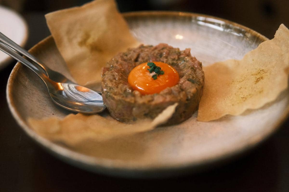 ilustrasi beef tartare