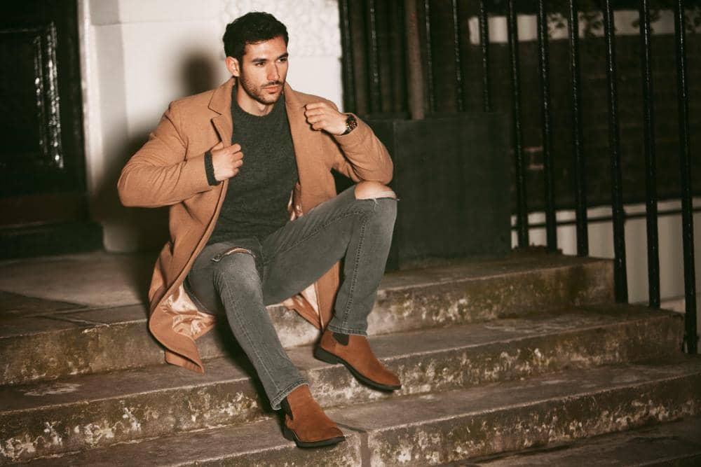 ilustrasi suede boots
