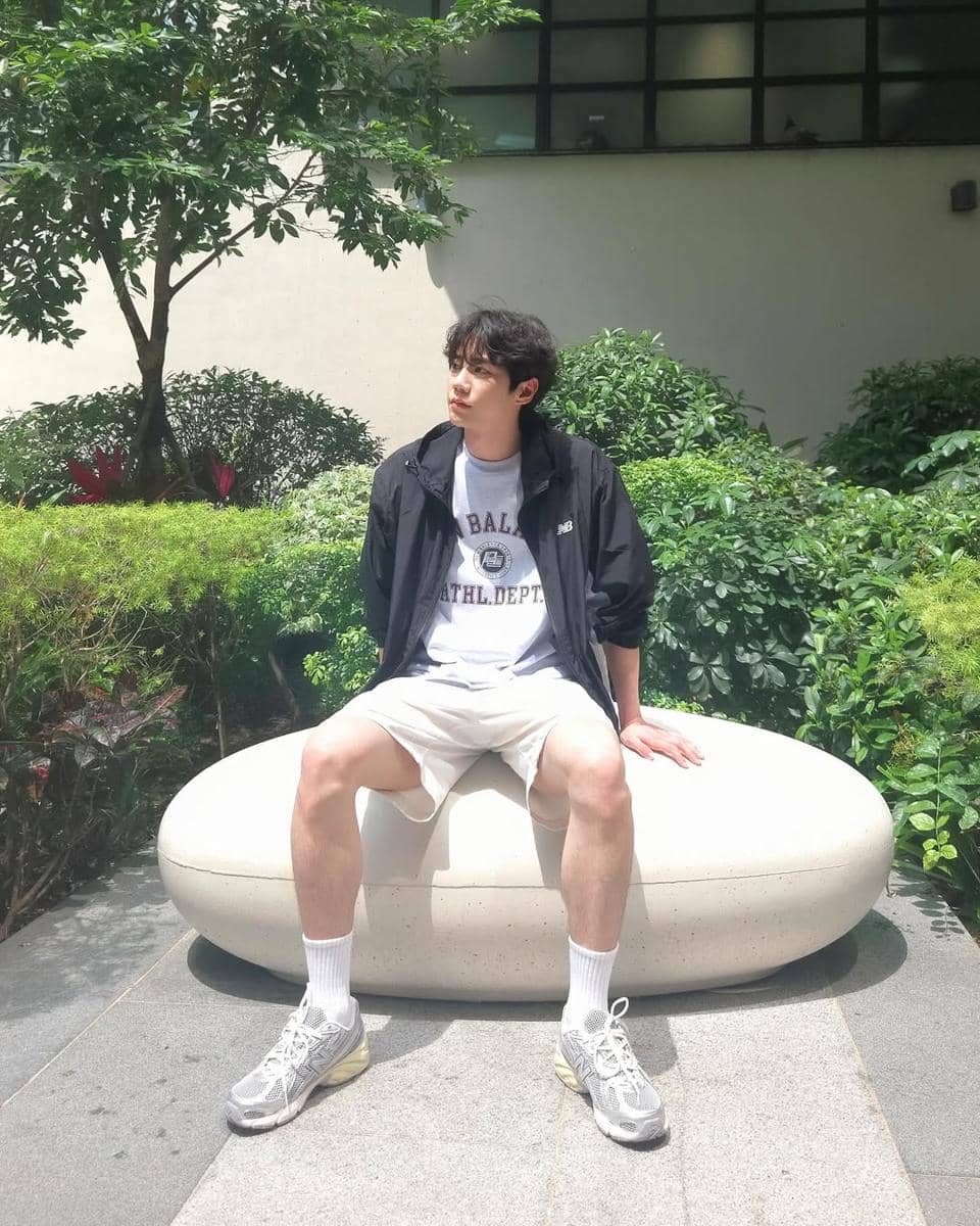 Gaya ala Lee Jun Young