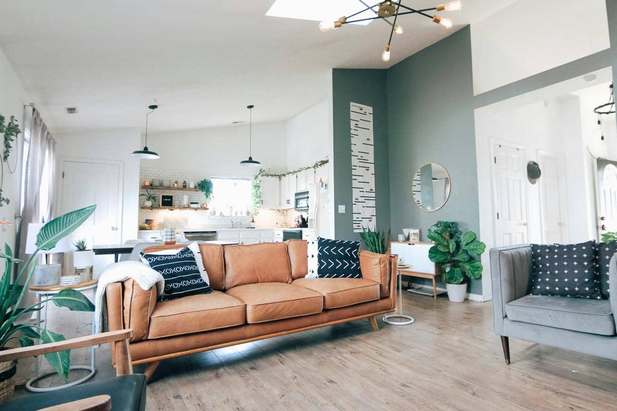 5 Perbandingan Cat Netral dan Bold Color untuk Interior Kontemporer