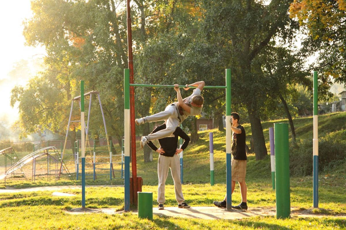 ilustrasi olahraga street workout