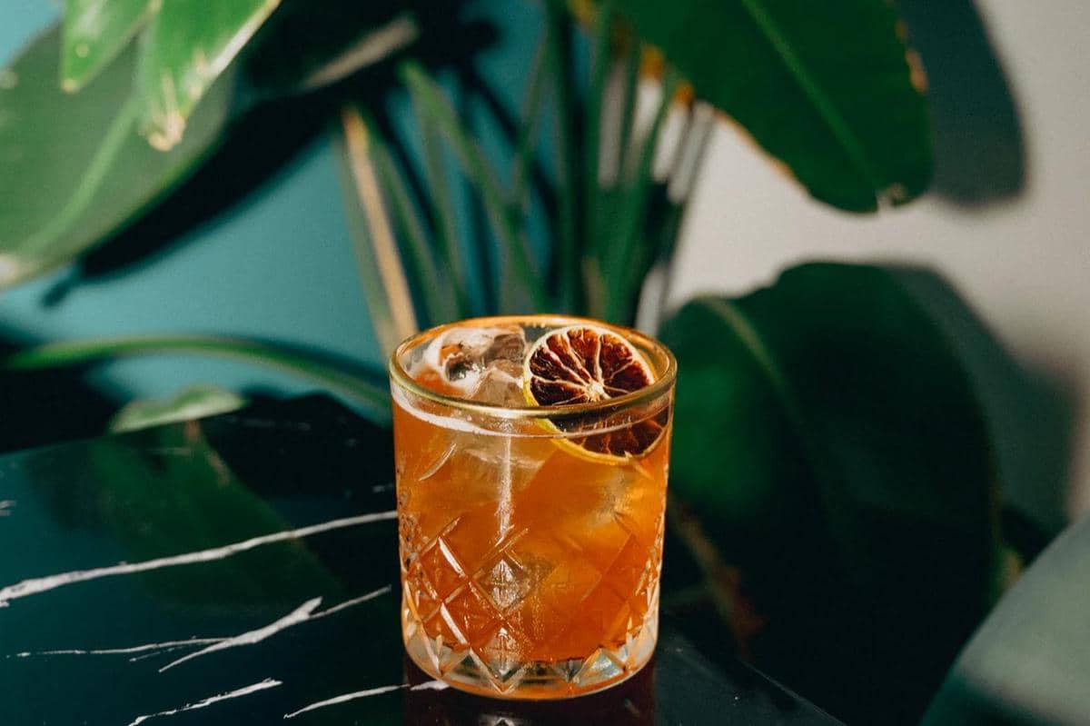 ilustrasi mocktail jamu