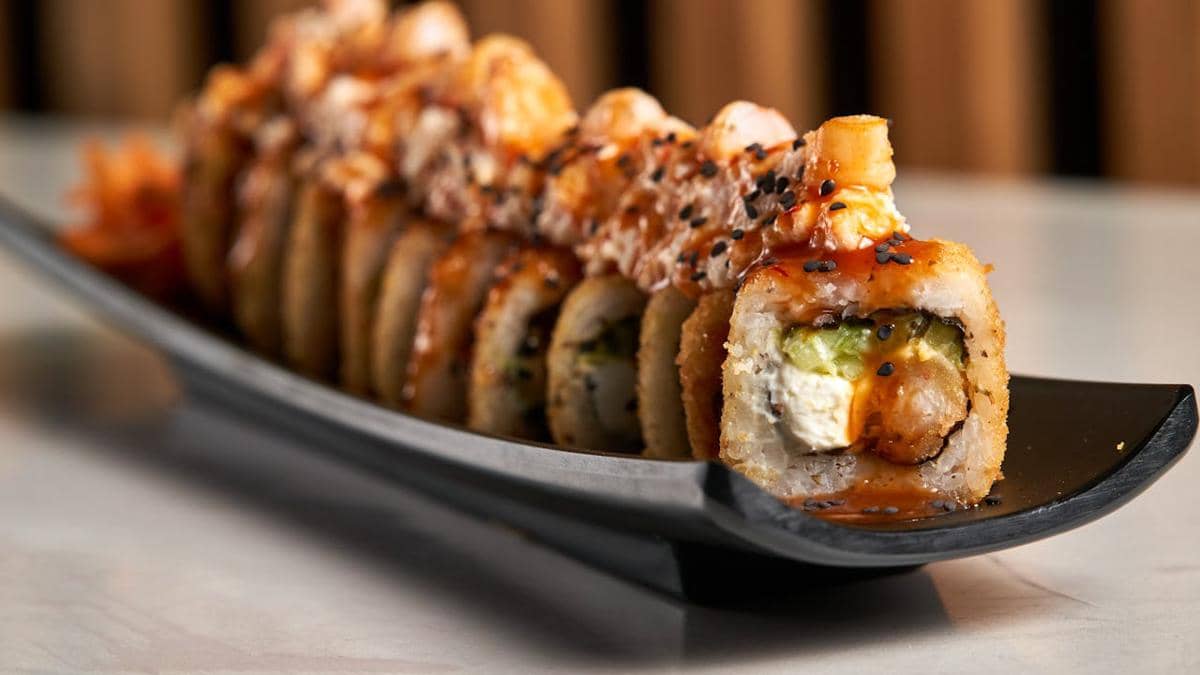 ilustrasi chicken teriyaki sushi 