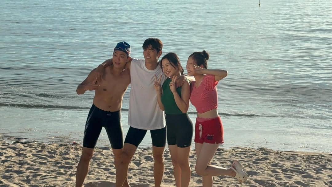 Still cut drama Azure Spring.