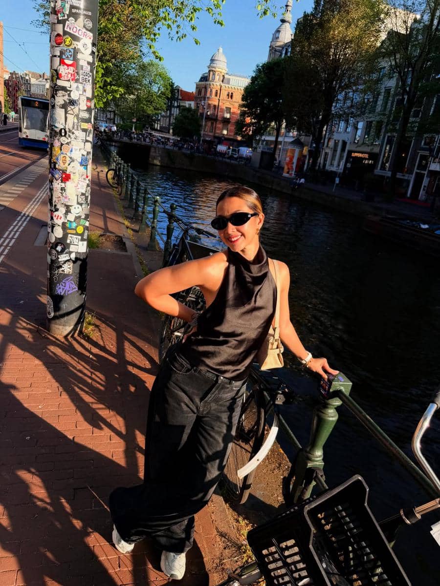 Ganindra Bimo dan Andrea Dian jalan-jalan di Amsterdam