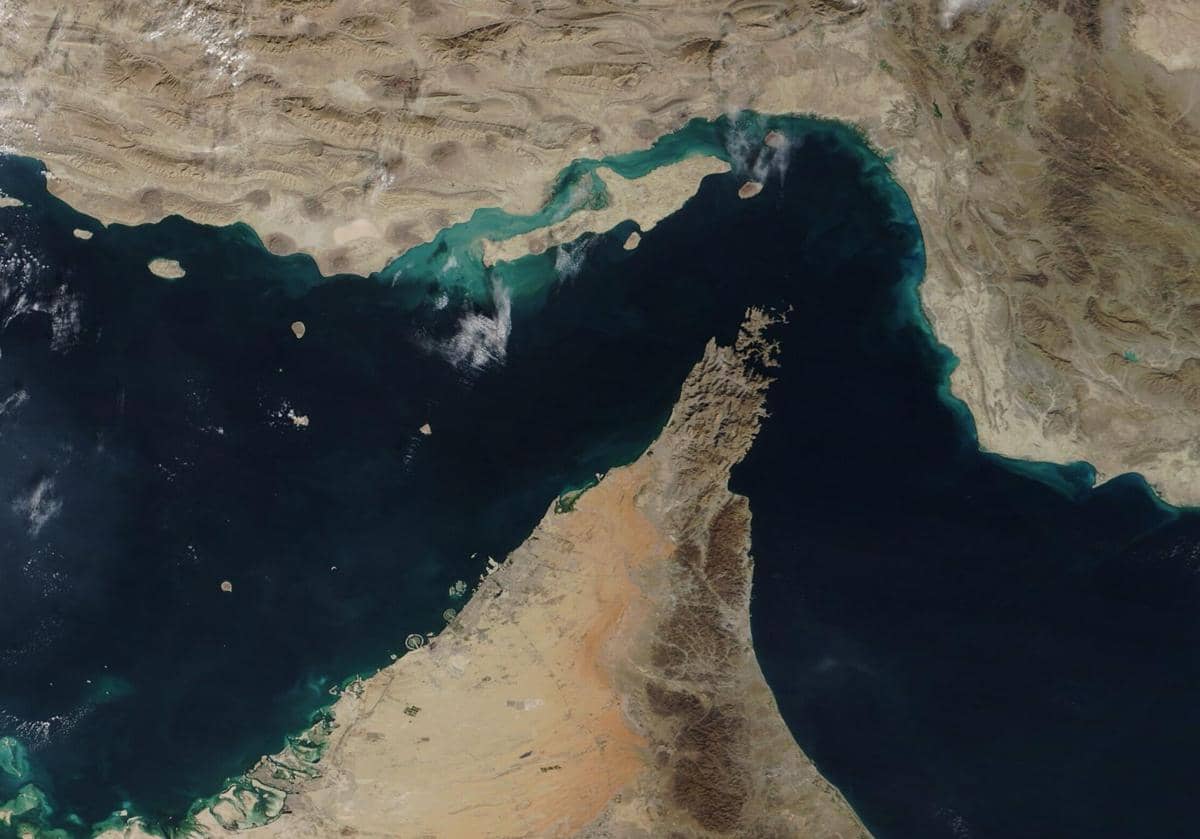 Selat Hormuz.