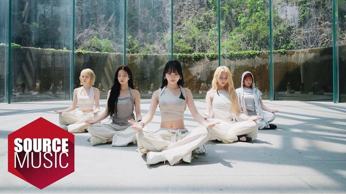 [QUIZ] Siapa Member LE SSERAFIM yang Bakal Traktir Kamu Kelas Yoga Satu Bulan?