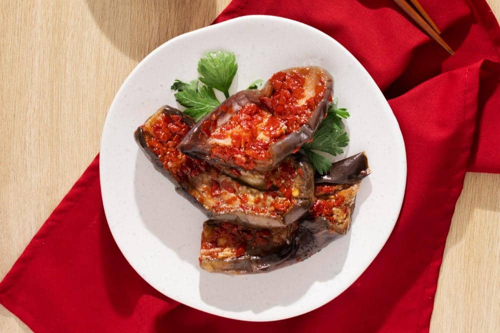 8 Lauk Pelengkap Sambal Penyet Terong, Makan Tambah Enak