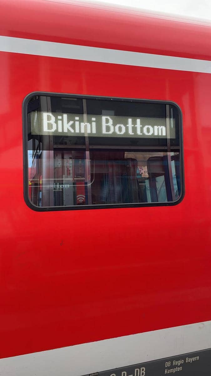 meme kartun tentang kereta