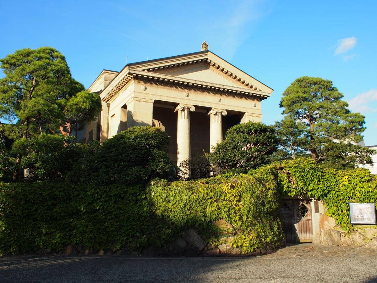Ohara Museum of Art, museum seni Barat modern pertama di Jepang yang berdiri sejak 1930.