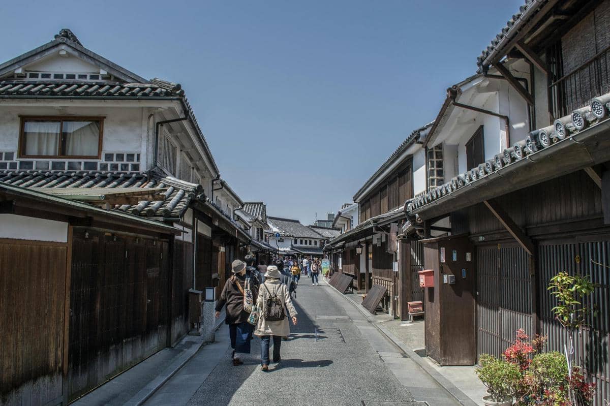 Kurashiki dikenal sebagai kota perdagangan di era Edo.