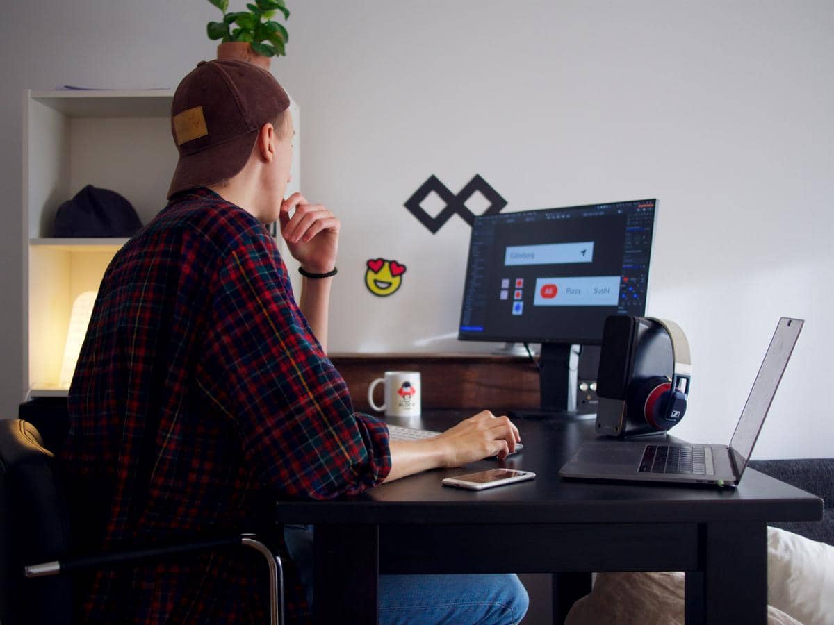 Apa Mungkin Ambil Side Job Freelance untuk yang Kerja 9 to 5?