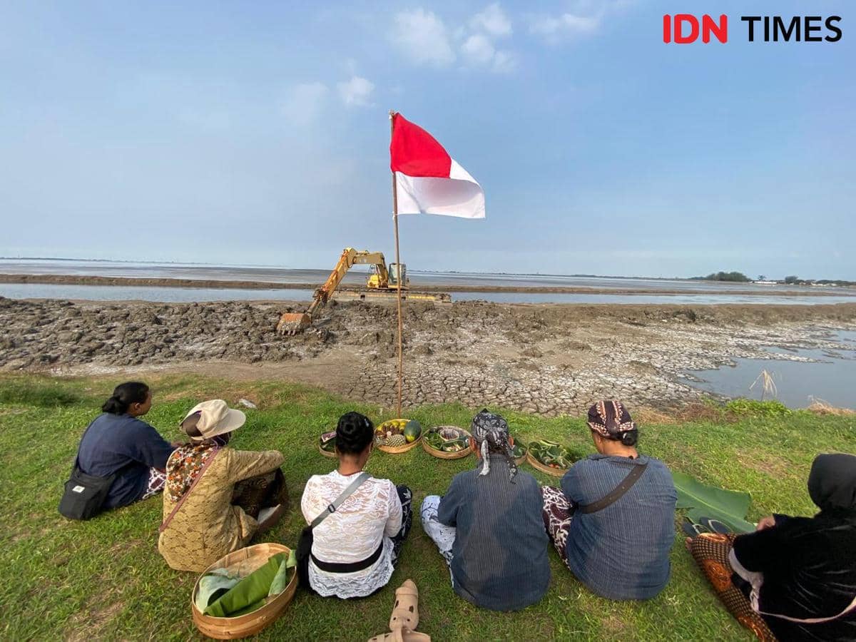 Ritual Sambang Buyut, Merawat Ingatan 20 Tahun Lapindo
