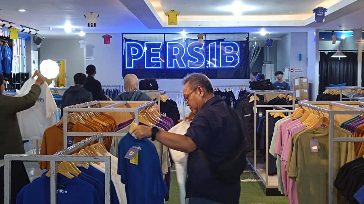 Jersey Persib Masih Jadi Buruan Bobotoh Jabar Usai Hattrick Liga 