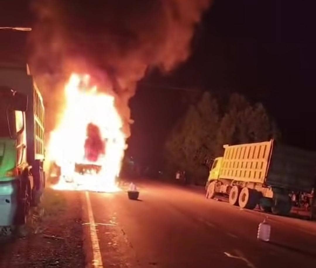 Bus Palala Jakarta-Padang Terbakar di Jalintim Muba, Penumpang Selamat?