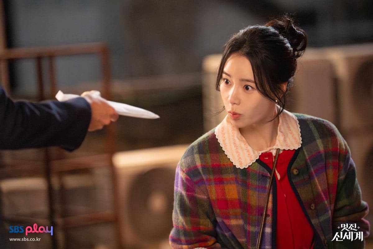 7 Cara Cerdik Shin Seo Ri Atasi Skandal di My Royal Nemesis