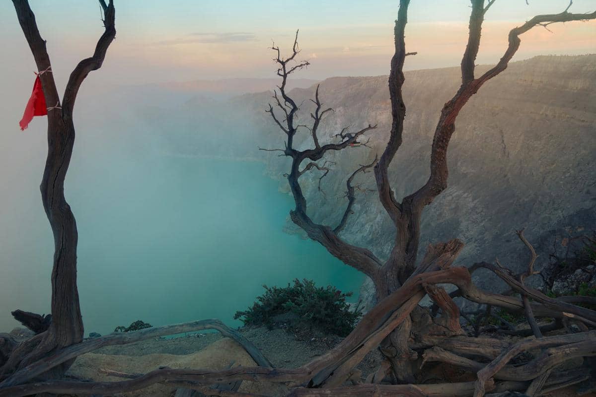 ilustrasi Kawah Ijen
