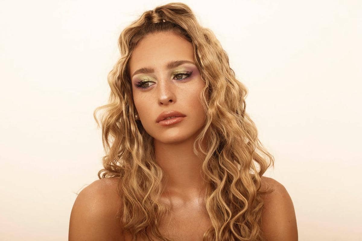 9 Tren Makeup Summer 2026, Jadi Sorotan tapi Gak Too Much!
