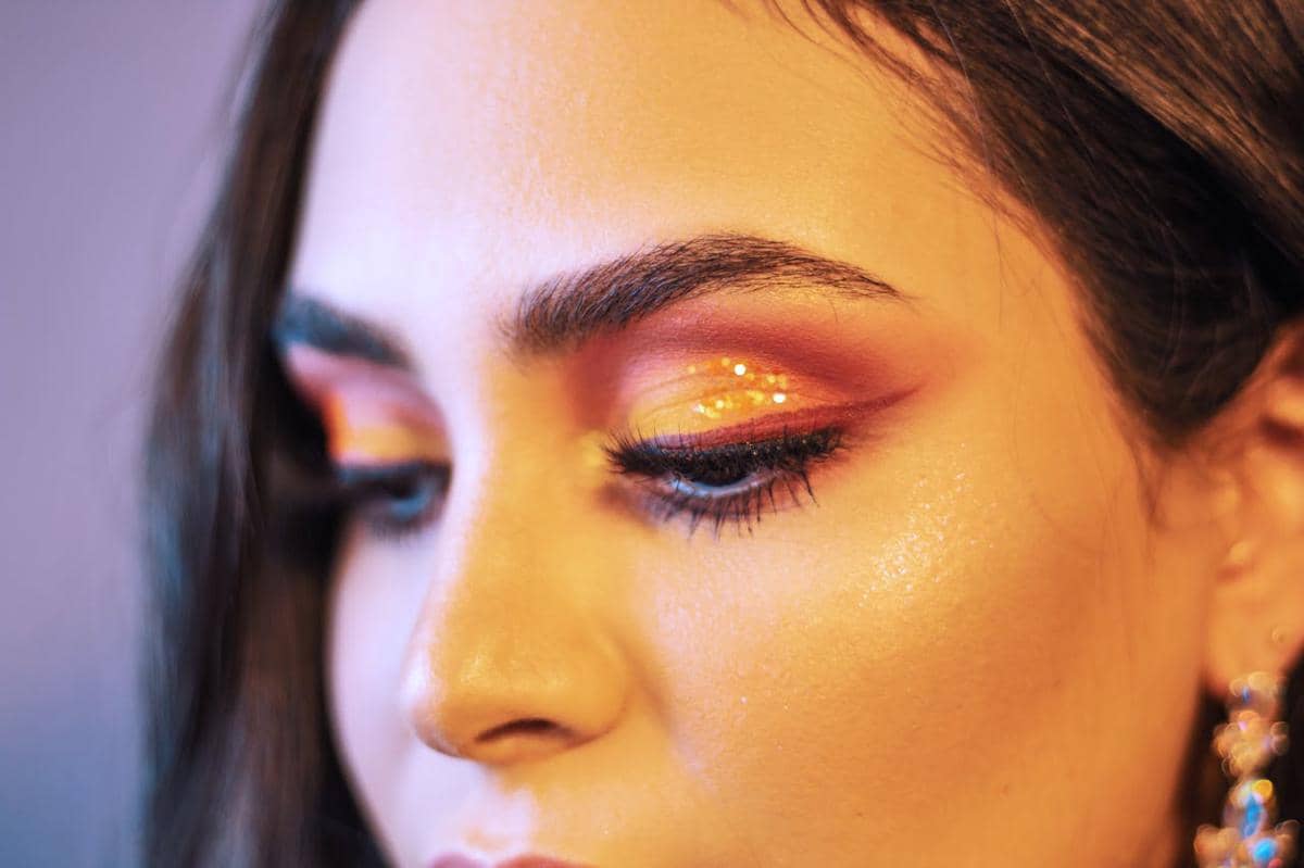 Ilustrasi makeup