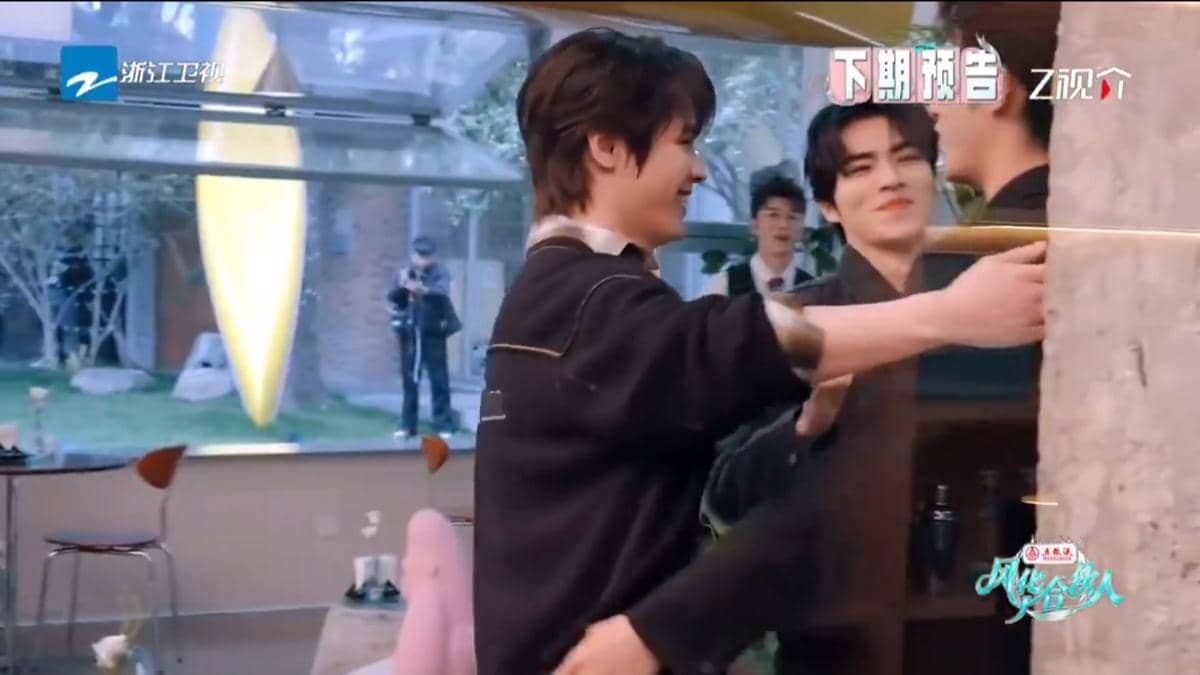 potret anggota WayV reunian dengan Winwin
