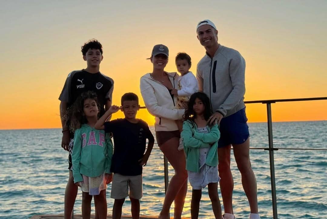 5 Pelajaran tentang Keluarga dari Cristiano Ronaldo yang Bisa Ditiru Gen Z