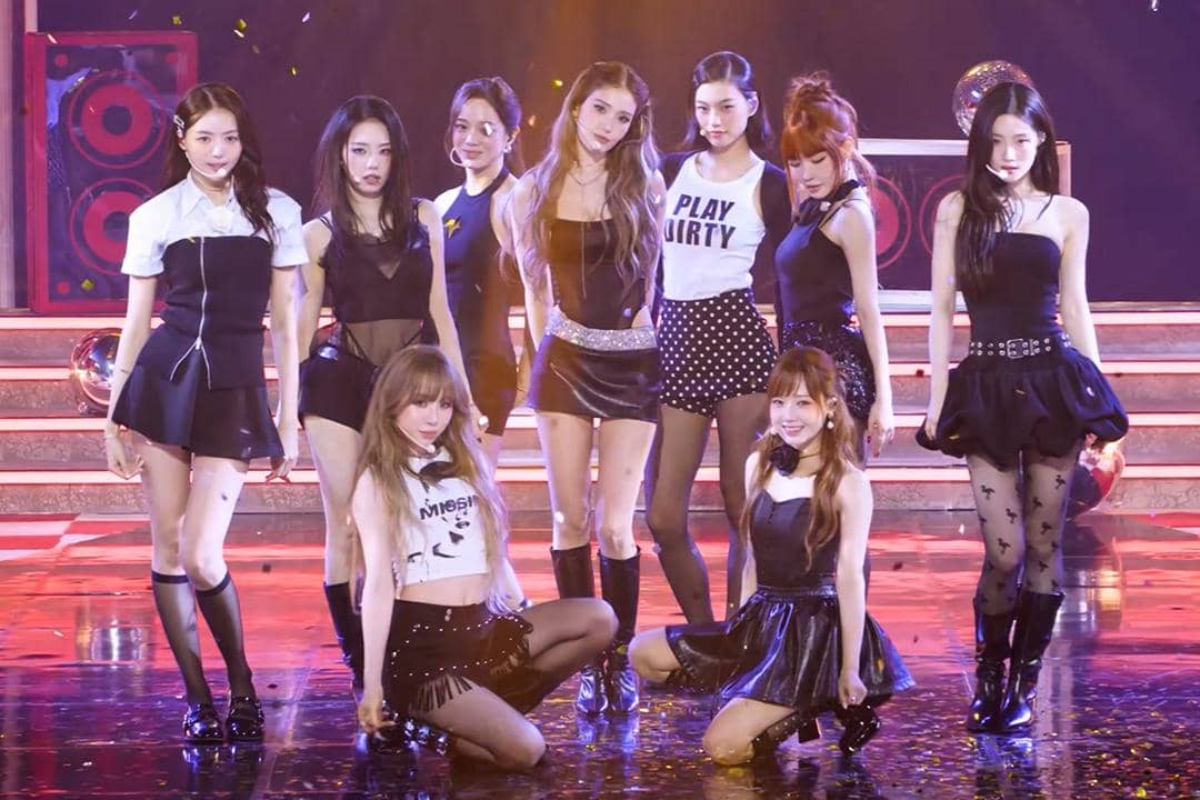 I.O.I (x.com/ioi_10th)