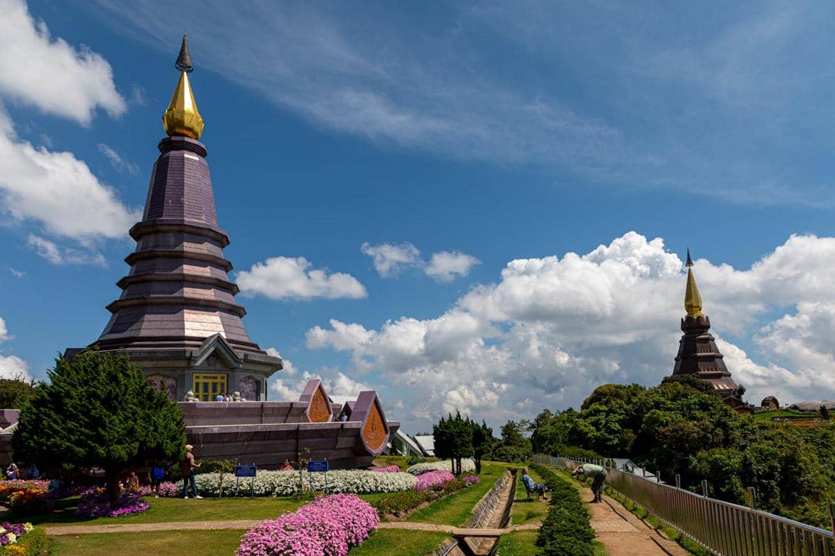 Pagoda Naphamethinidon & Pagoda Naphaphonphumisiri di Doi Inthanon