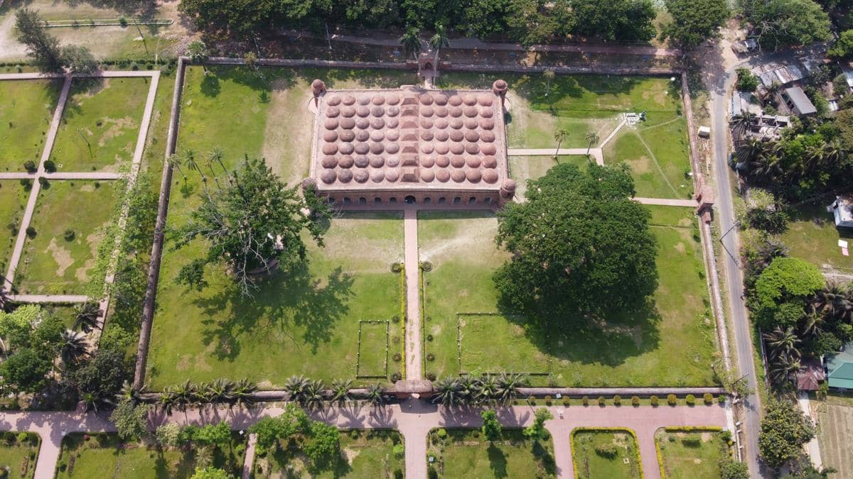 salah satu situs utama yang membuat Mosque City of Bagerhat diakui sebagai Warisan Dunia UNESCO.