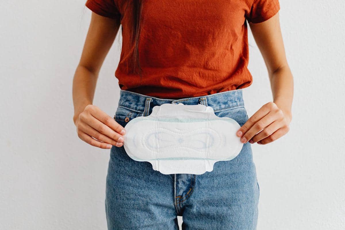 ilustrasi menstruasi, pembalut