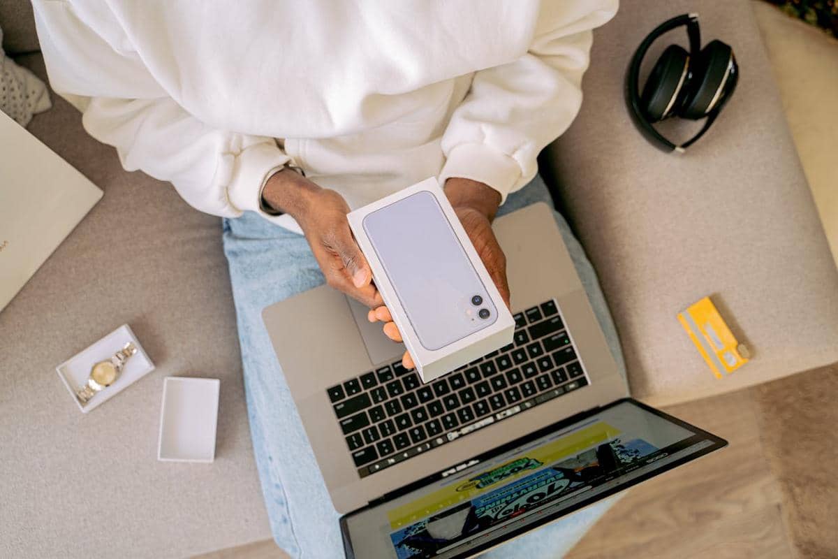 ilustrasi belanja online