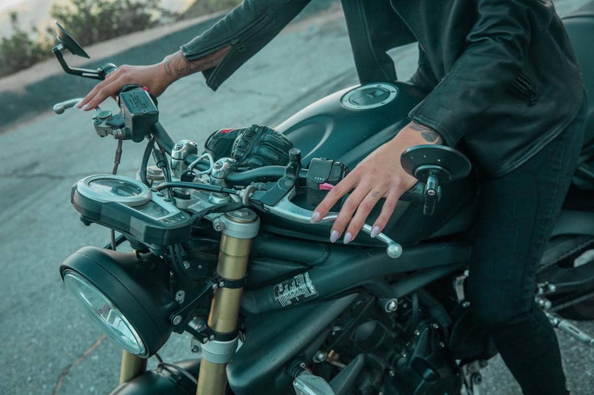 ilustrasi setang motor