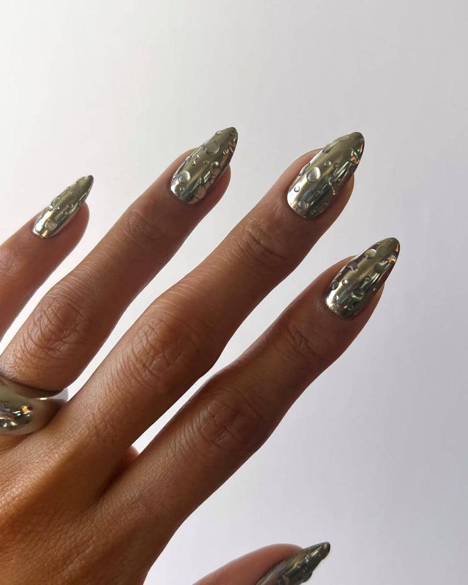 Inspirasi nail art "wet nail"