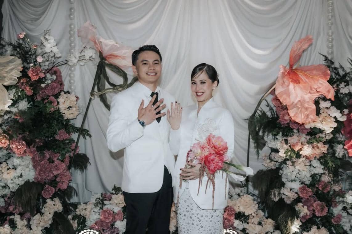 Gaya dan dekorasi nikah Zara Adhisty