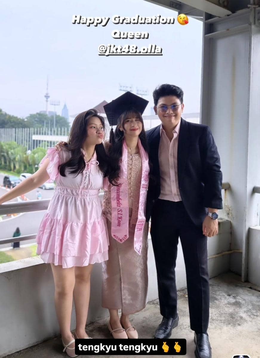 Olla JKT48 wisuda sarjana