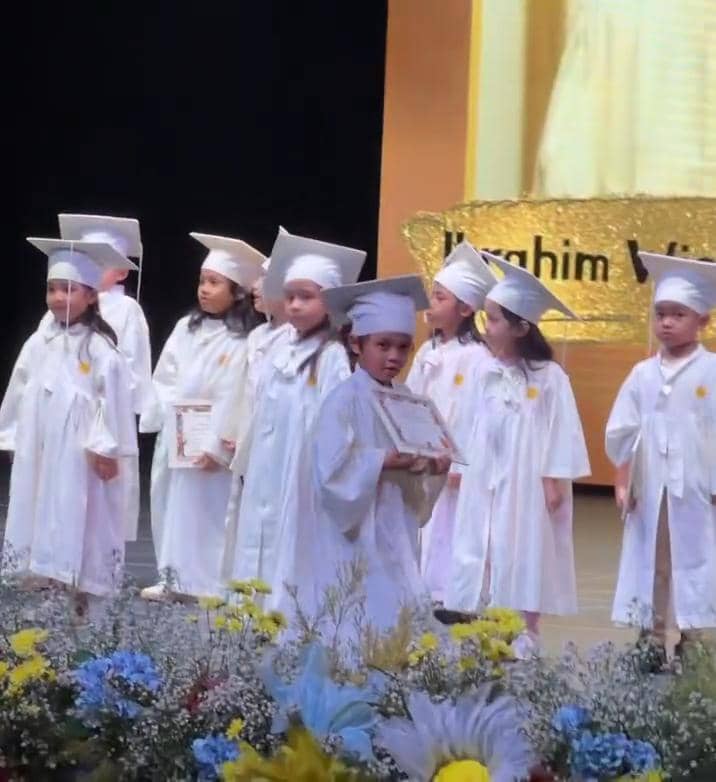 Ibrahim anak Arief Muhammad dan Tiara wisuda TK