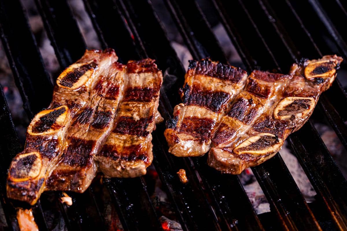 ilustrasi flanken cut short ribs
