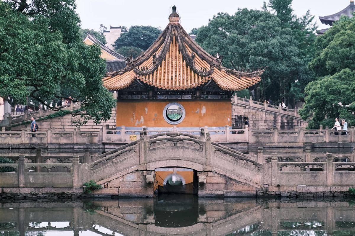 Kuil di Mount Putuo