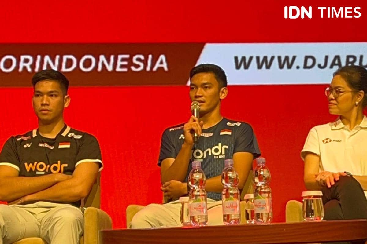 Daniel Marthin dan Muhammad Shohibul Fikri di konferensi pers Indonesia Open 2026 (IDN Times/Margith Damanik)