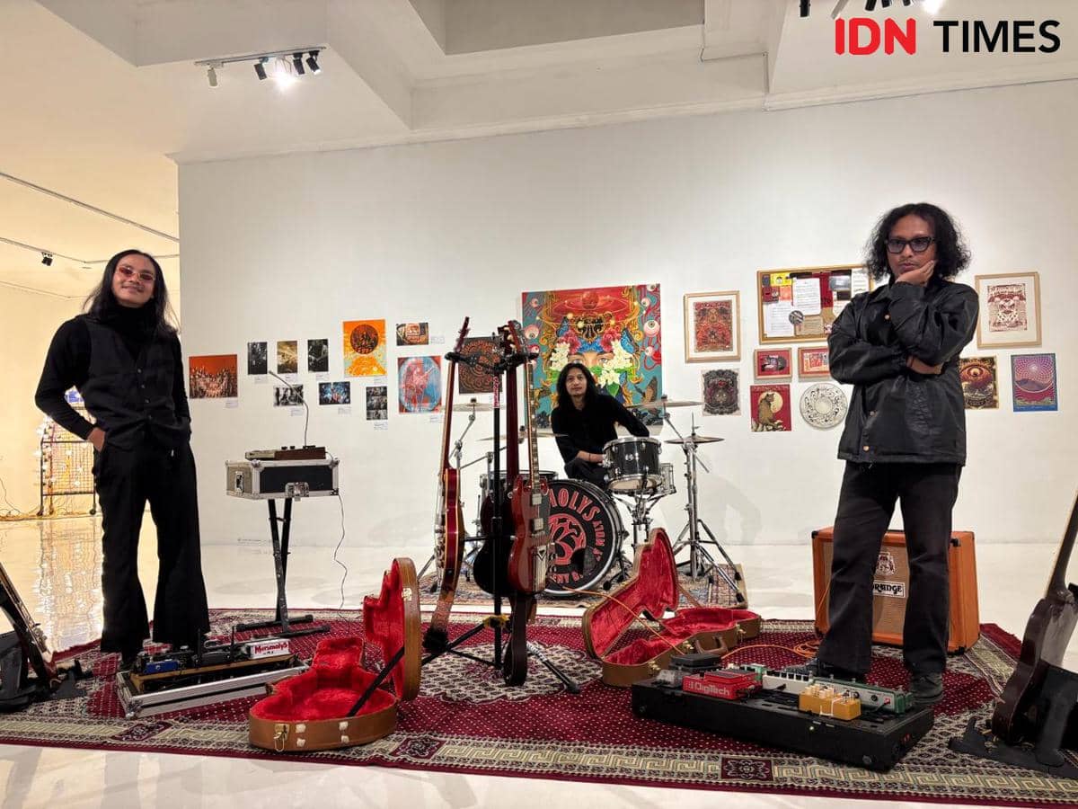 Musik dan Seni Visual Melebur di Pameran Post Naissance karya Marsmolys