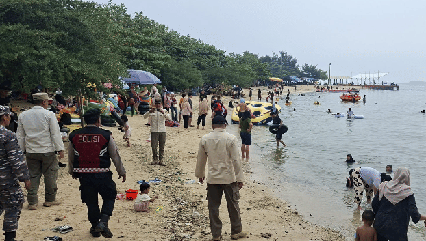 Libur Waisak, 2.013 Wisatawan Padati Pulau Untung Jawa