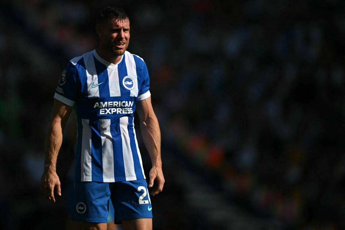 Pegang Rekor Caps Terbanyak di Premier League, Bintang Ini Akhirnya Pensiun