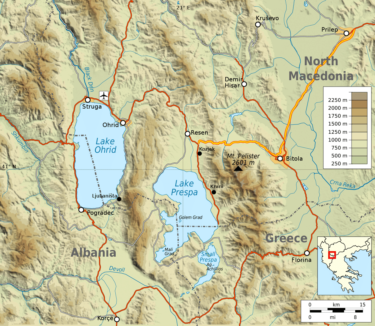 Peta topografi Danau Ohrid dan Danau Prespa, di perbatasan antara Albania, Yunani, dan Makedonia Utara.