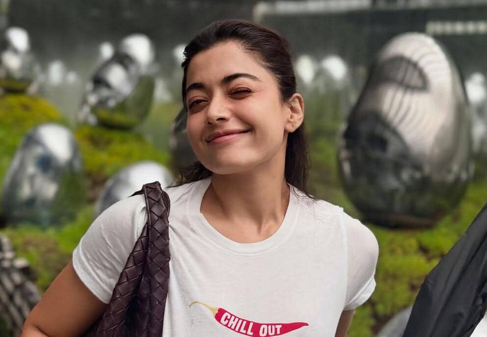 9 Potret Rashmika Mandanna Liburan di Jepang, Romantis Bareng Suami