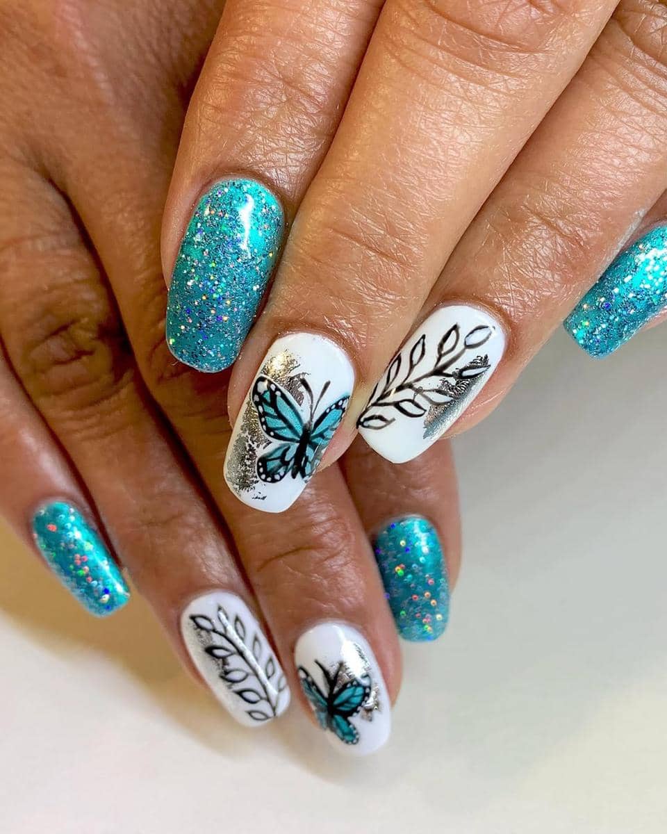 ide nail art nuansa lagoon blue