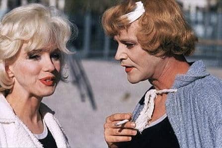 Marilyn Monroe dalam Some Like It Hot
